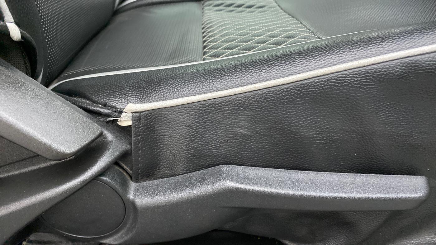 2016 Maruti Baleno ZETA CVT PETROL 1.2, Petrol, Automatic, 31,273 km, Driver Side Adjustment Panel