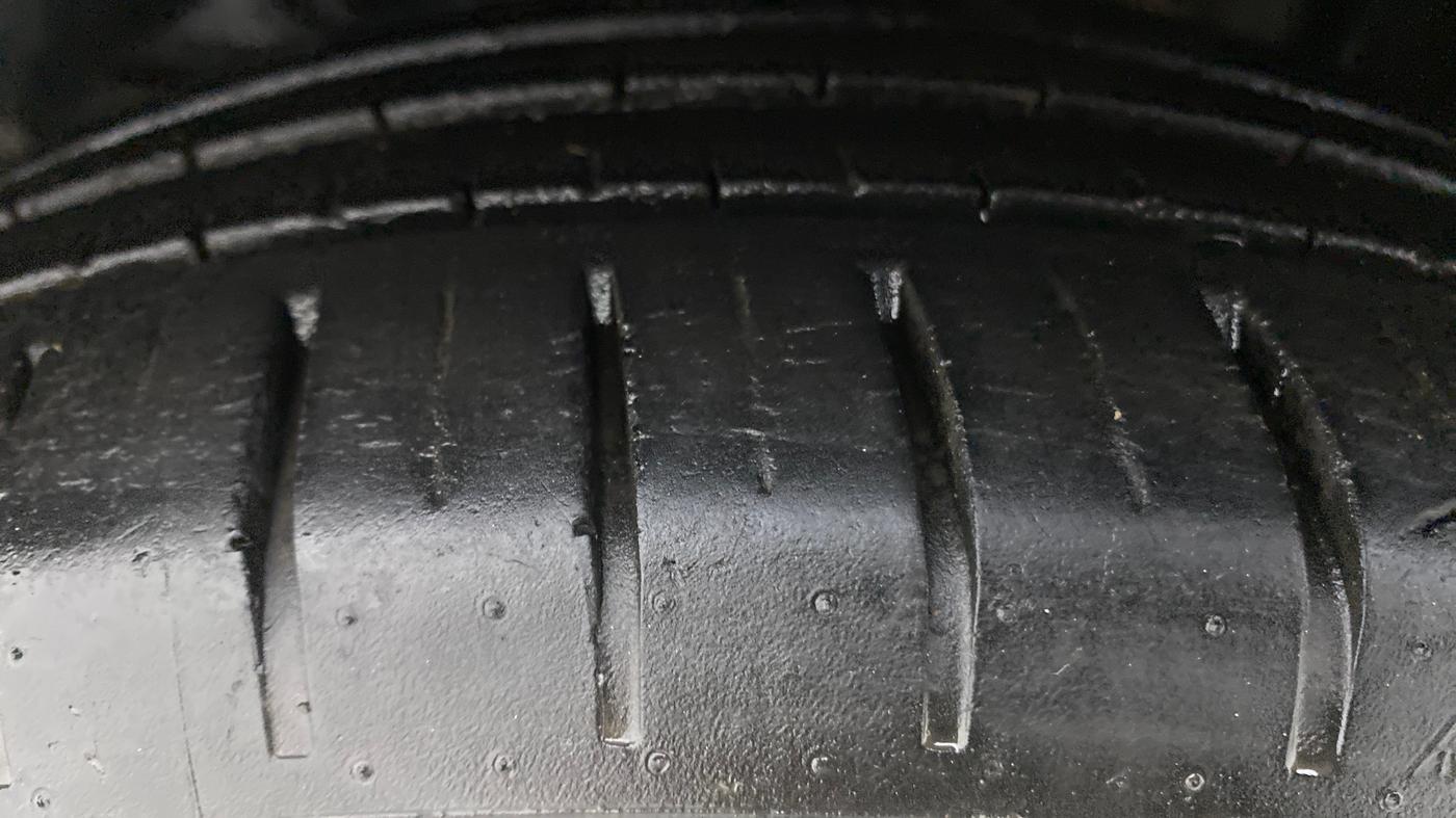 2016 Maruti Baleno ZETA CVT PETROL 1.2, Petrol, Automatic, 31,273 km, Left Front Tyre Tread