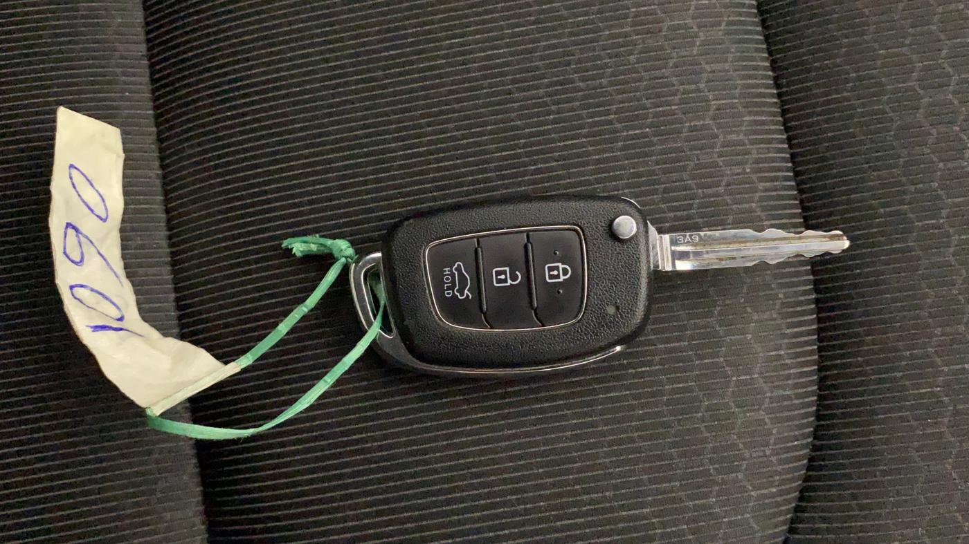 2016 Hyundai New Elantra 2.0 S PETROL, Petrol, Manual, 59,876 km, Key Close Up