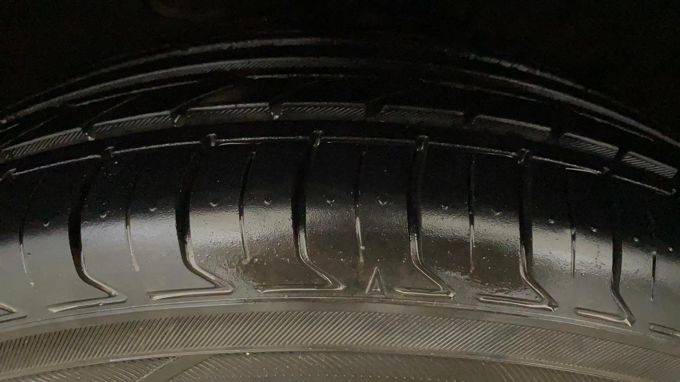 2016 Hyundai New Elantra 2.0 S PETROL, Petrol, Manual, 59,876 km, Left Front Tyre Tread