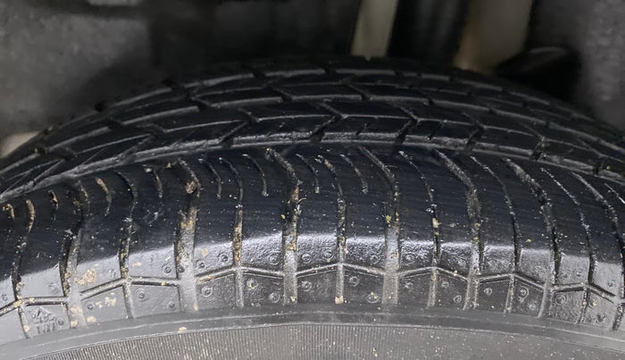 2018 Maruti Swift VDI, Diesel, Manual, 86,616 km, Left Rear Tyre Tread