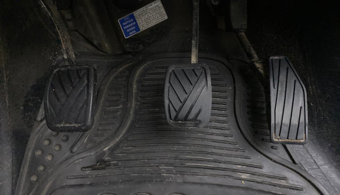 2018 Maruti Swift VDI, Diesel, Manual, 86,616 km, Pedals