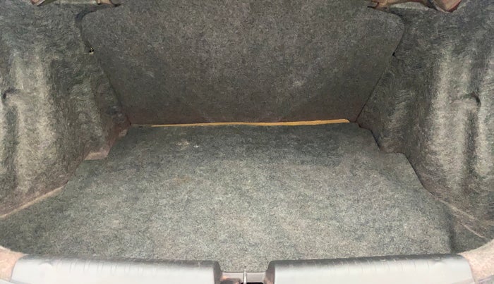 2013 Honda Amaze 1.2L I-VTEC S, Petrol, Manual, 57,131 km, Boot Inside