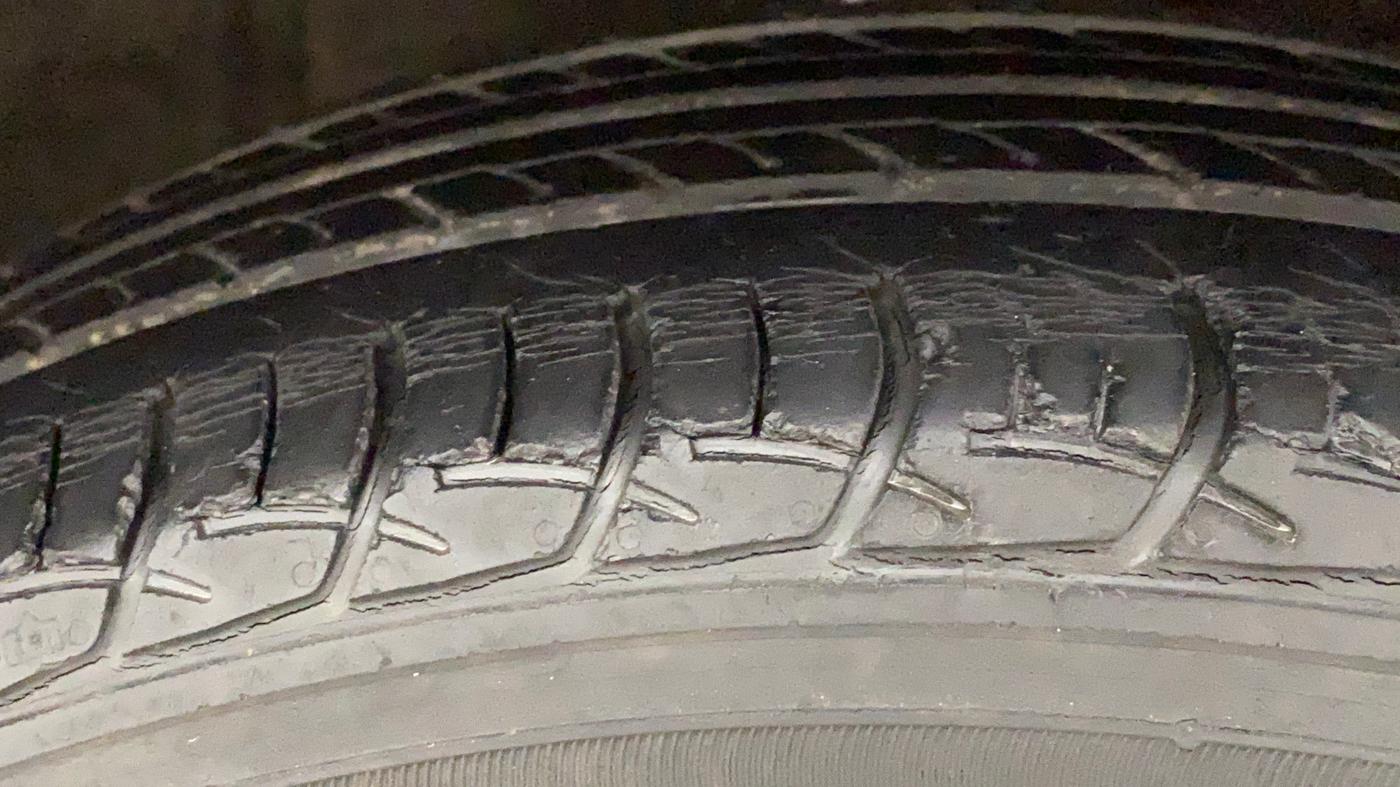 2017 Maruti Baleno SIGMA PETROL 1.2, Petrol, Manual, 44,906 km, Right Front Tyre Tread