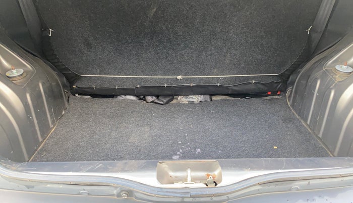 2016 Renault Kwid RXT 0.8, Petrol, Manual, 58,022 km, Boot Inside