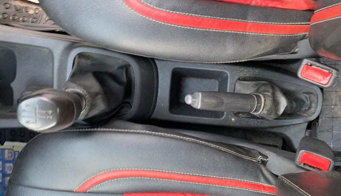 2016 Renault Kwid RXT 0.8, Petrol, Manual, 58,022 km, Gear Lever