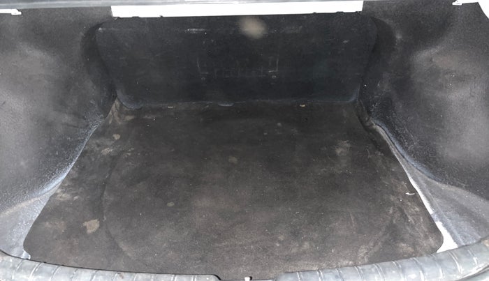 2019 Hyundai Verna 1.4 EX PETROL, Petrol, Manual, 97,678 km, Boot Inside