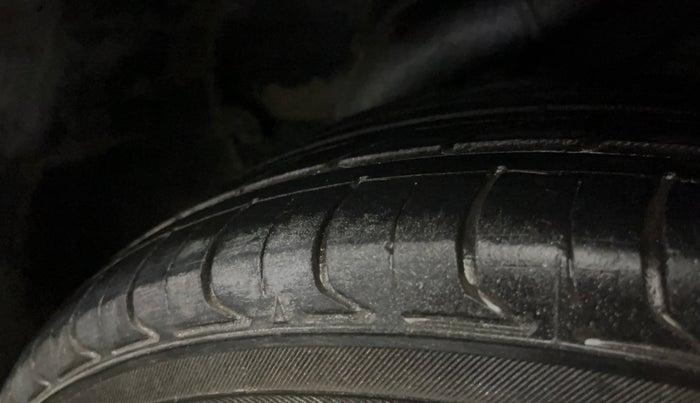 2019 Hyundai Verna 1.4 EX PETROL, Petrol, Manual, 97,678 km, Left Rear Tyre Tread