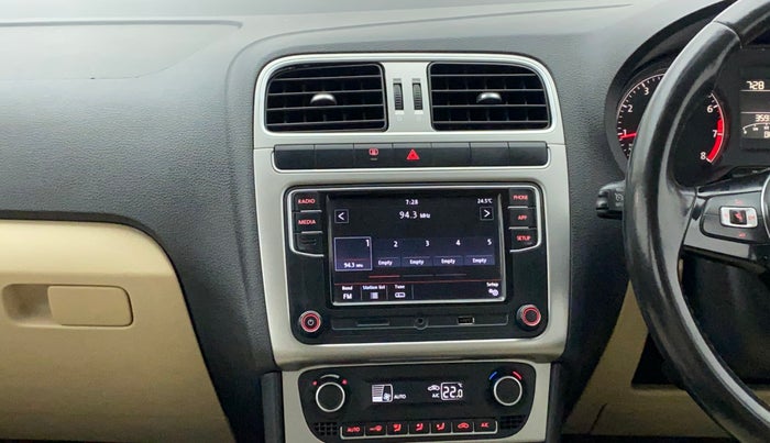 2017 Volkswagen Polo HIGHLINE1.2L, Petrol, Manual, 35,932 km, Air Conditioner
