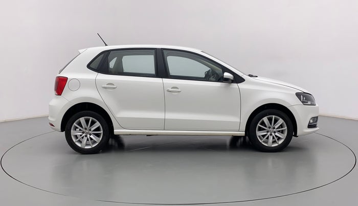 2017 Volkswagen Polo HIGHLINE1.2L, Petrol, Manual, 35,932 km, Right Side View