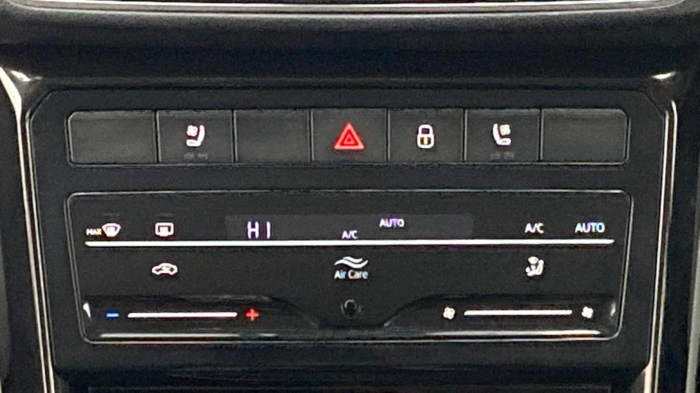 2021 Skoda KUSHAQ STYLE 1.0TSI MT, Petrol, Manual, 7,886 km, Automatic Climate Control