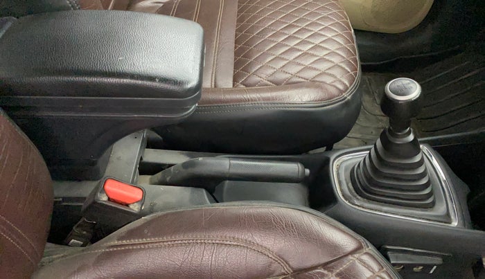 2019 Honda Amaze 1.2L I-VTEC S, CNG, Manual, 87,109 km, Gear Lever