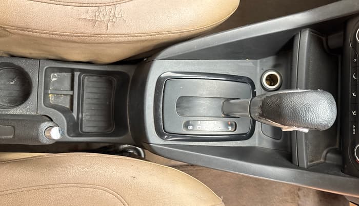 2016 Ford Figo Aspire TITANIUM 1.5 PETROL AT, Petrol, Automatic, 57,077 km, Gear Lever