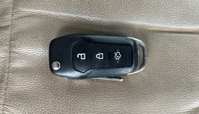 2016 Ford Figo Aspire TITANIUM 1.5 PETROL AT, Petrol, Automatic, 57,077 km, Key Close Up