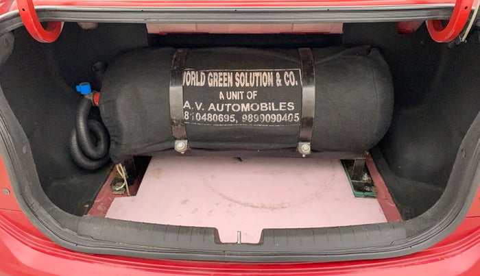 2014 Hyundai Xcent SX 1.2 (O), CNG, Manual, 80,125 km, Boot Inside