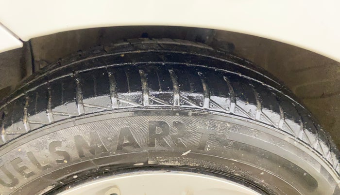2016 Maruti Celerio VXI, Petrol, Manual, 49,298 km, Left Front Tyre Tread