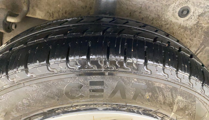 2016 Maruti Celerio VXI, Petrol, Manual, 49,298 km, Right Rear Tyre Tread