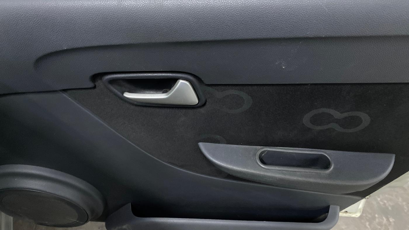 2014 Maruti Alto 800 LXI, Petrol, Manual, 70,173 km, Driver Side Door Panels Control
