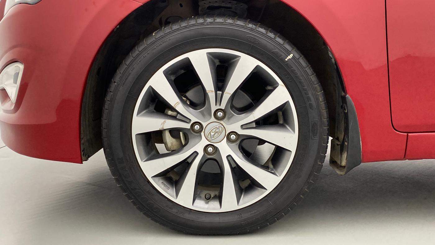 2017 Hyundai Verna FLUIDIC 1.6 VTVT SX AT, Petrol, Automatic, 51,063 km, Left Front Wheel