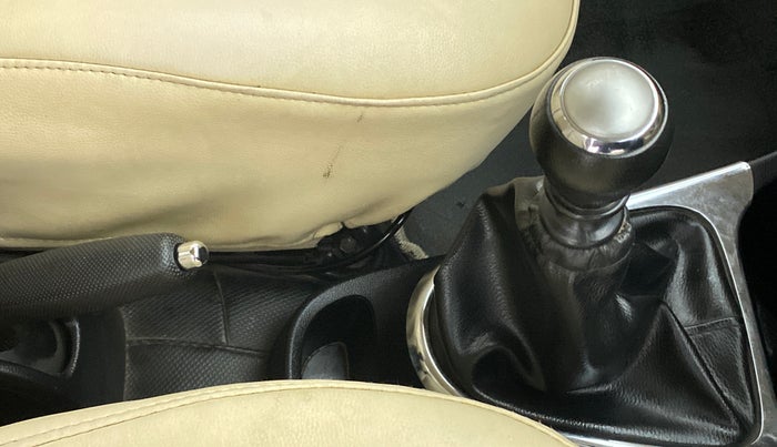 2017 Toyota Etios Liva VXD, Diesel, Manual, 32,469 km, Gear Lever