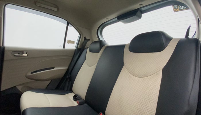 2019 Hyundai NEW SANTRO SPORTZ MT, Petrol, Manual, 21,912 km, Right Side Rear Door Cabin