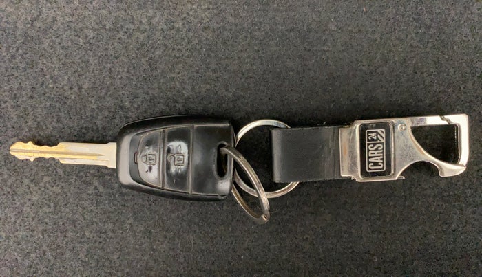 2019 Hyundai NEW SANTRO SPORTZ MT, Petrol, Manual, 21,912 km, Key Close Up