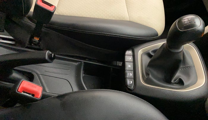 2019 Hyundai NEW SANTRO SPORTZ MT, Petrol, Manual, 21,912 km, Gear Lever