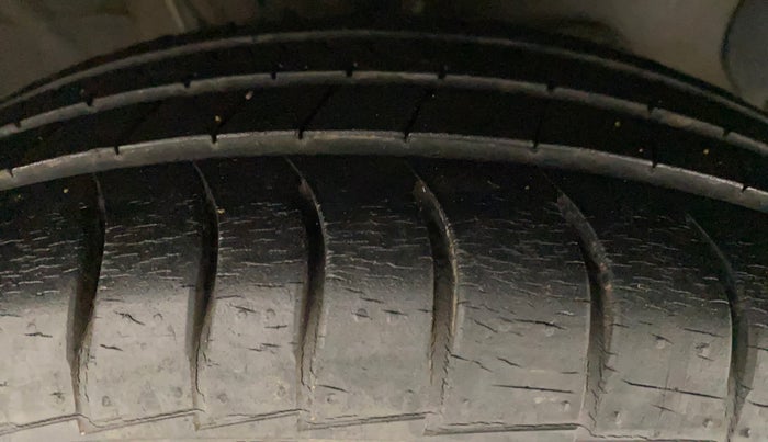 2019 Hyundai NEW SANTRO SPORTZ MT, Petrol, Manual, 21,912 km, Right Front Tyre Tread