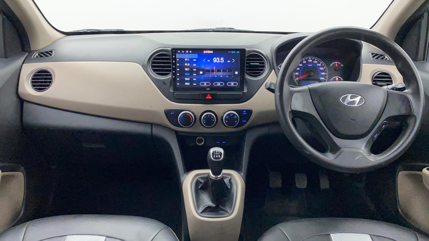2015 Hyundai Grand i10 SPORTZ 1.2 KAPPA VTVT, Petrol, Manual, 91,383 km, Dashboard