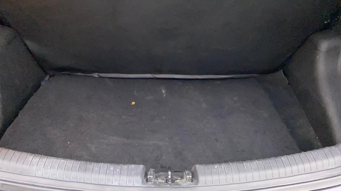 2015 Hyundai Grand i10 SPORTZ 1.2 KAPPA VTVT, Petrol, Manual, 91,383 km, Boot Inside