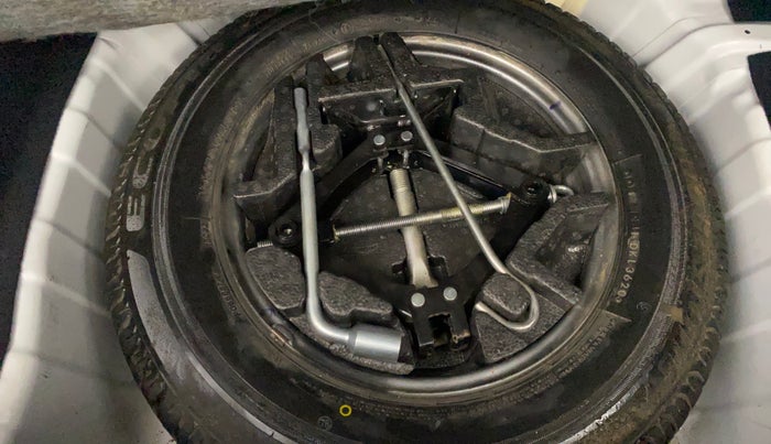 2020 Tata ALTROZ XT PETROL, Petrol, Manual, 53,590 km, Spare Tyre