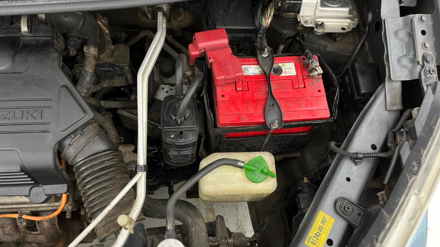 2018 Maruti Wagon R 1.0 VXI AMT, Petrol, Automatic, 33,058 km, Engine View - Left