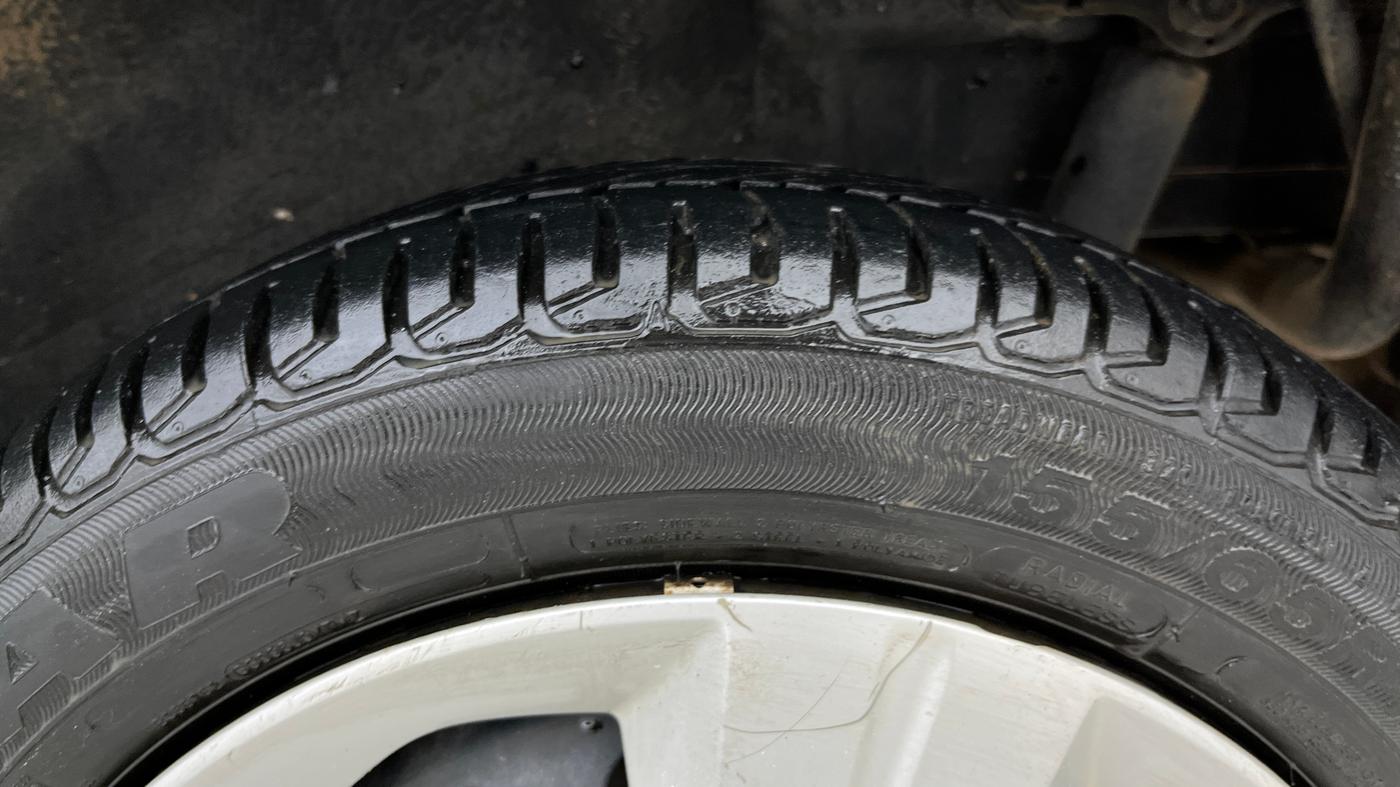 2018 Maruti Wagon R 1.0 VXI AMT, Petrol, Automatic, 33,058 km, Left Rear Tyre Tread