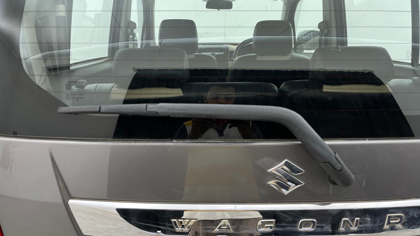 2018 Maruti Wagon R 1.0 VXI AMT, Petrol, Automatic, 33,058 km, Rear Wiper