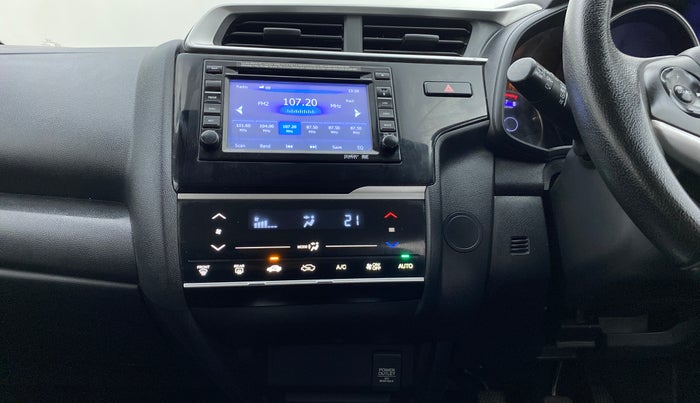 2016 Honda Jazz VX  1.2, Petrol, Manual, 29,949 km, Air Conditioner