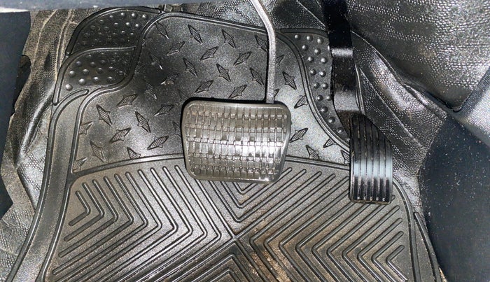 2023 Tata NEXON XMA PLUS SUNROOF PETROL, Petrol, Automatic, 20,224 km, Pedals