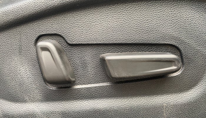 2019 Hyundai Creta SX (O) 1.6 PETROL, Petrol, Manual, 54,391 km, Driver Side Adjustment Panel
