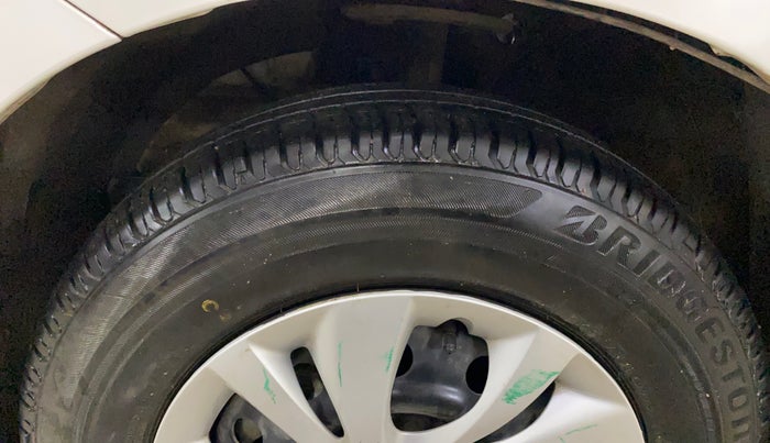 2023 Maruti Swift VXI, Petrol, Manual, 17,221 km, Left Front Tyre Tread