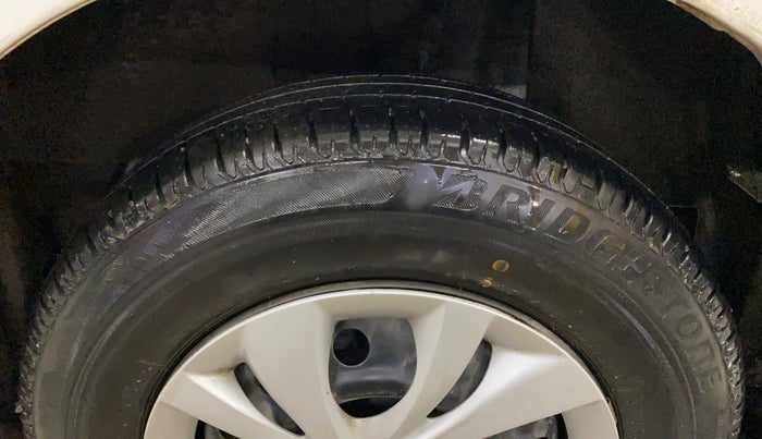2023 Maruti Swift VXI, Petrol, Manual, 17,221 km, Left Rear Tyre Tread