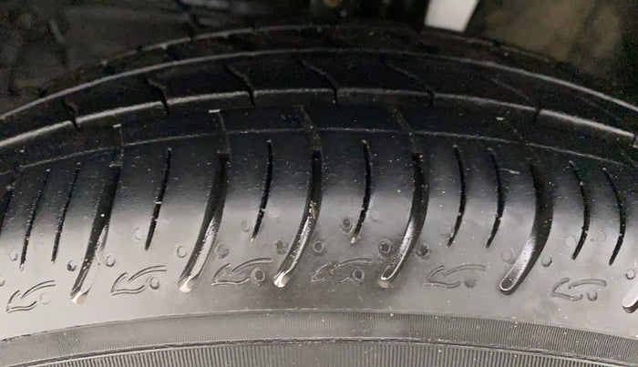 2020 Maruti Baleno SIGMA PETROL 1.2, Petrol, Manual, 5,664 km, Left Front Tyre Tread
