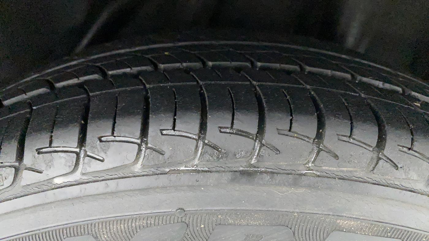 2016 Honda Amaze 1.2 SX MT I VTEC, Petrol, Manual, 16,721 km, Left Rear Tyre Tread