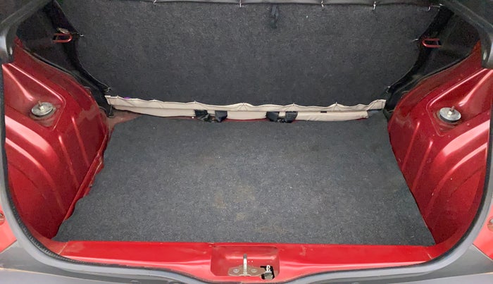 2017 Renault Kwid RXL, Petrol, Manual, 23,472 km, Boot Inside