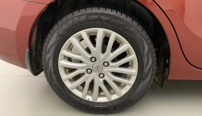 2017 Maruti Dzire ZXI AMT, CNG, Automatic, 60,595 km, Right Rear Wheel
