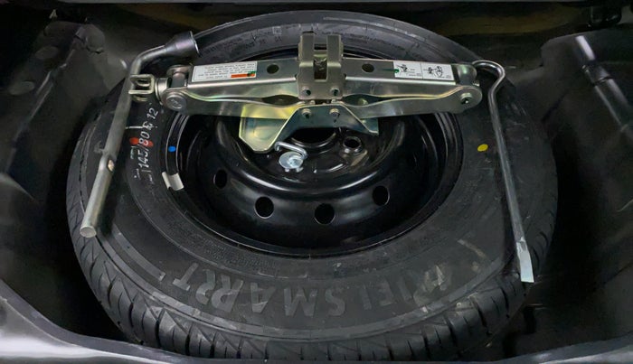 2021 Maruti Alto LXI CNG, CNG, Manual, 16,511 km, Spare Tyre