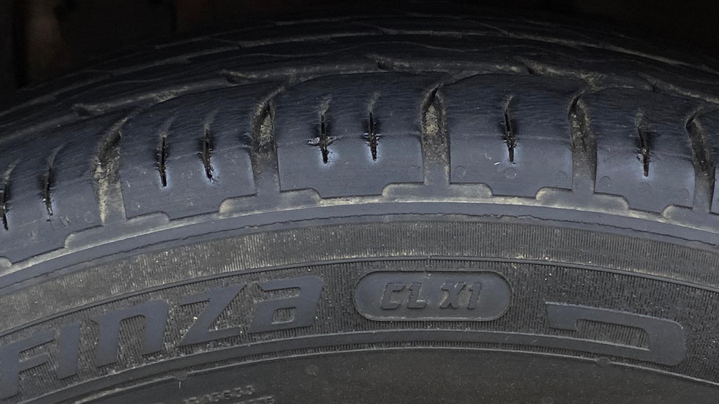 2019 Hyundai Elite i20 ASTA (O) CVT, Petrol, Automatic, 66,379 km, Left Front Tyre Tread