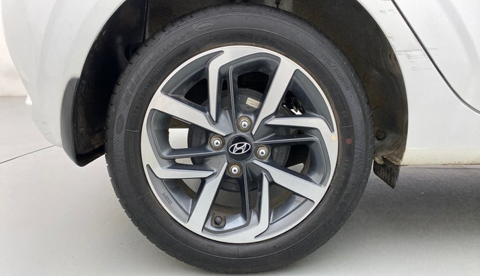 2020 Hyundai GRAND I10 NIOS ASTA 1.2 KAPPA VTVT, Petrol, Manual, 8,683 km, Right Rear Wheel