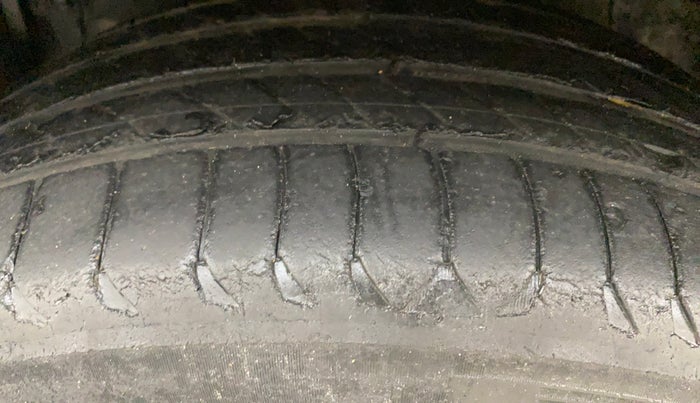 2020 Maruti Vitara Brezza ZXI AT SHVS, Petrol, Automatic, 83,488 km, Left Front Tyre Tread