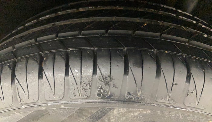 2020 Maruti Vitara Brezza ZXI AT SHVS, Petrol, Automatic, 83,488 km, Left Rear Tyre Tread