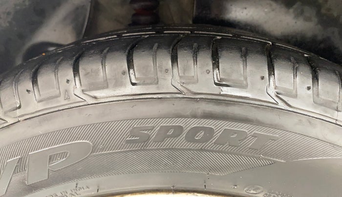 2017 Hyundai Creta SX PLUS AT 1.6 DIESEL, Diesel, Automatic, 89,988 km, Right Rear Tyre Tread