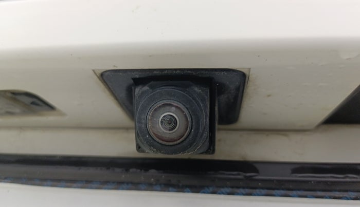 2021 MG HECTOR SHARP 1.5 PETROL CVT, Petrol, Automatic, 1,22,488 km, Parking Camera